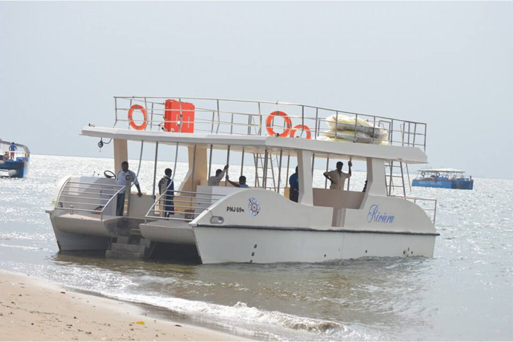 Adventure boat cruise in Goa